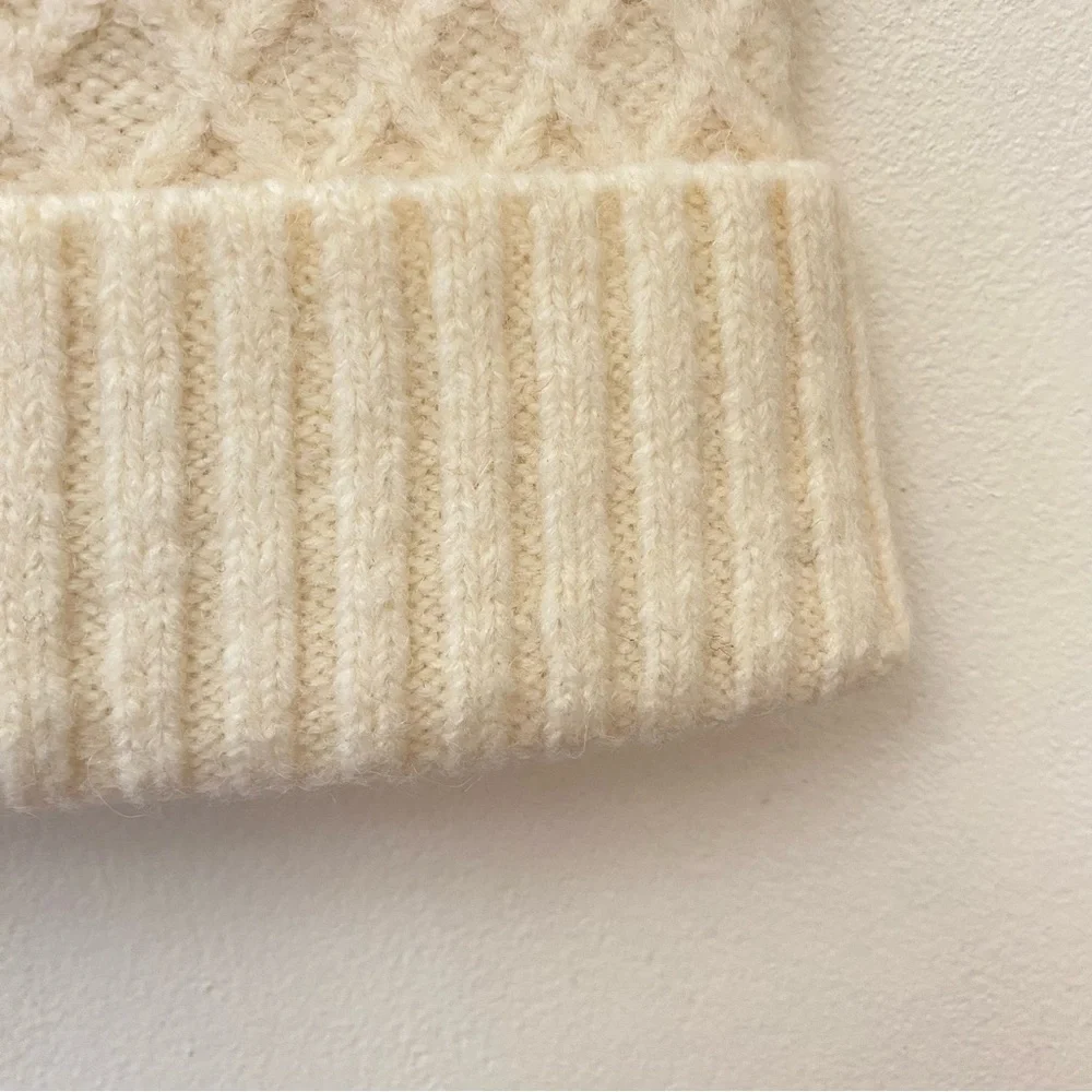 Uniqlo Ines De La Fressange wool/alpaca blend cable knit hat